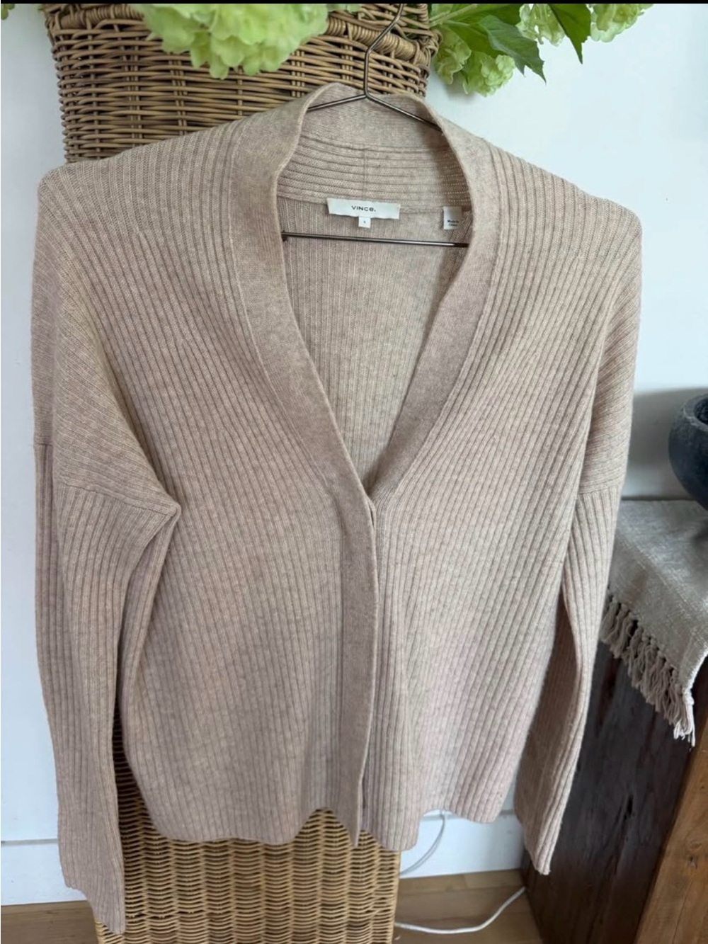 Vince Ribbed Open-Front Cardigan in Light Beige